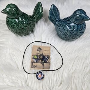 Botique Seams knotty fabric button necklace and earrings